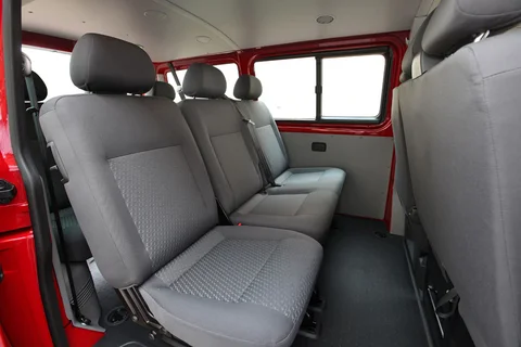 Volkswagen Transporter L2H1 28 2.0 Highline 2012 view 3