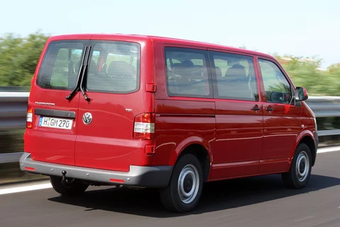 Volkswagen Transporter L2H1 28 2.0 Highline 2012 view 7