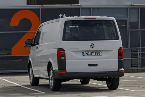Volkswagen Transporter L2H1 2.0 TDI 90hp 2019 view 5