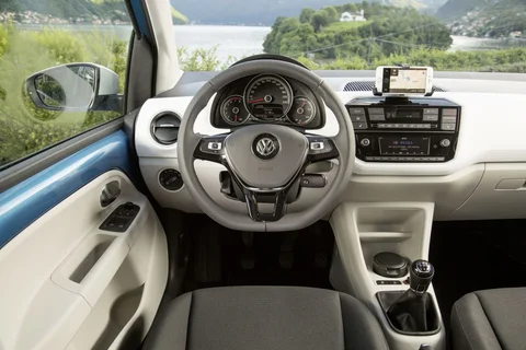 Volkswagen Up 1.0 EcoFuel move up! 2016 view 8