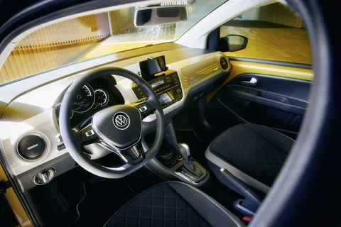 Volkswagen Up e-Up 2019 view 8