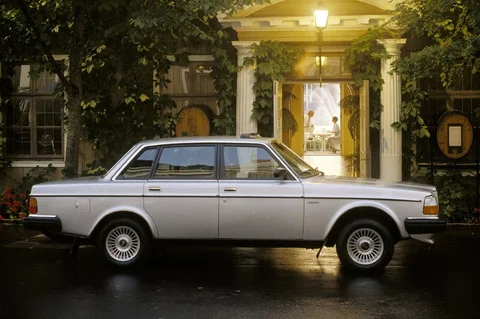 Volvo 264/265 1980 седан изглед отпред