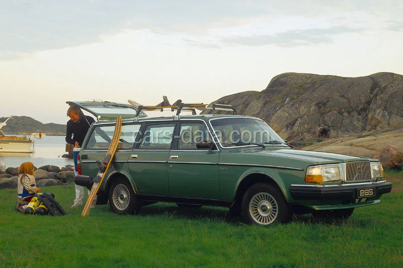 Volvo 264/265 265 GL 1980 комби изглед отпред