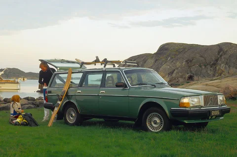 Volvo 264/265 1980 limuzina prednji pogled
