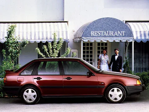 Volvo 440 GL 70kW 1988 view 11