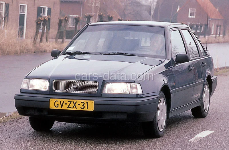 Volvo 440 Turbo 1994 front view