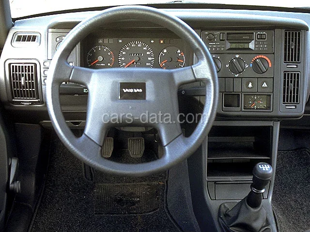Volvo 460 1993 — Εξωτερικό 1