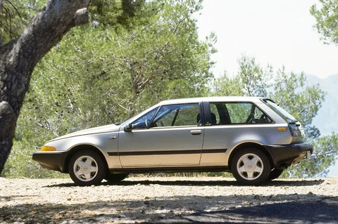 Volvo 480 S 2.0i 1992 view 4