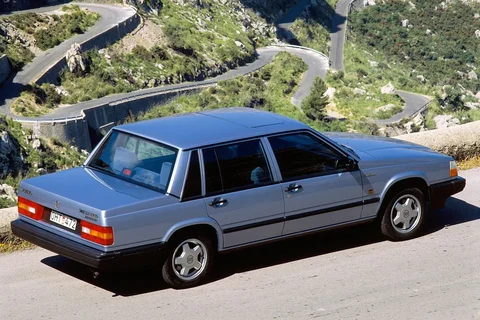 Volvo 740 2.3 1989 view 3