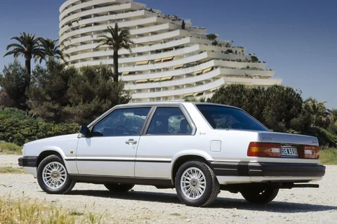 Volvo 780 780 1987 view 9
