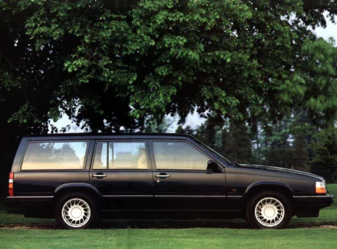 Volvo 960 Estate 3.0i 24V 1993 view 2