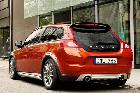 Volvo C30 D3 R-Design 2010 view 5