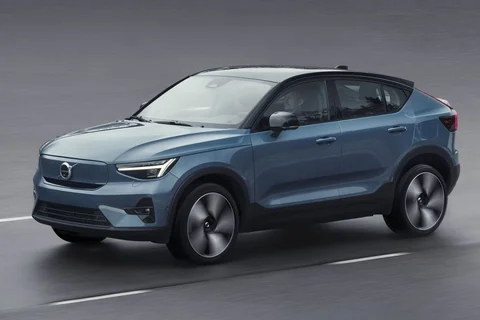 Volvo C40 Recharge Twin Plus 2023 view 8