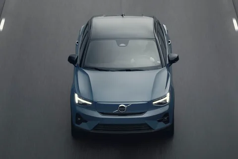 Volvo C40 Recharge Twin Plus 2023 view 12