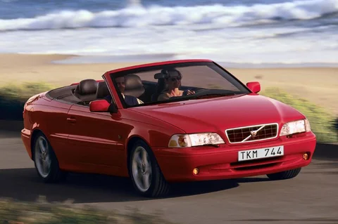 Volvo C70 Convertible T5 Tourer 2003 view 4
