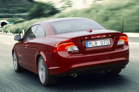 Volvo C70 D5 Momentum 2009 view 6