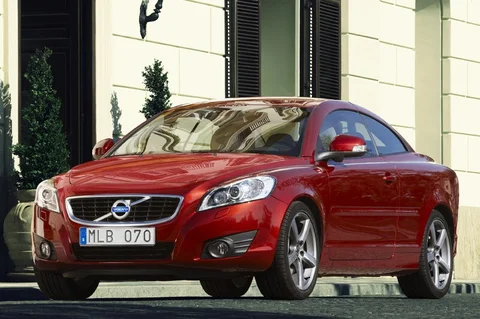 Volvo C70 D5 Momentum 2009 view 10