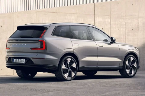 Volvo EX90 Single Motor Core 2024 view 5