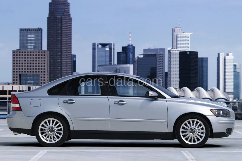 Volvo S40 2.0D Elite 2004 front view