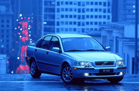 Volvo S40 1.8 Bi-Fuel 2001 view 1