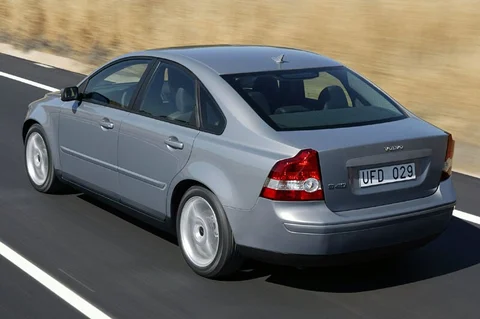 Volvo S40 2.0D Elite 2004 view 3