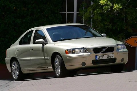 Volvo S60 2.0T Edition 2004 view 5