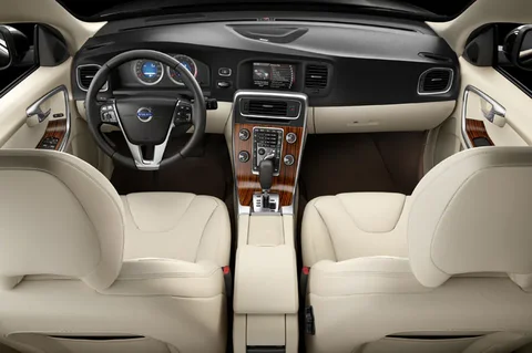 Volvo S60 D5 2010 view 8