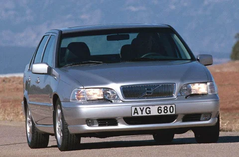 Volvo S70 T-5 1997 view 4