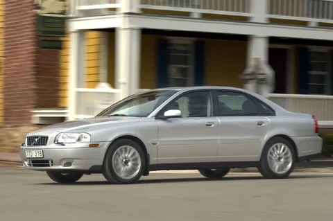 Volvo S80 2.4 D5 2003 view 4