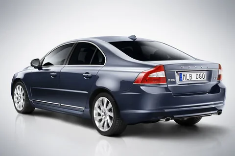 Volvo S80 D4 Kinetic 2013 view 2