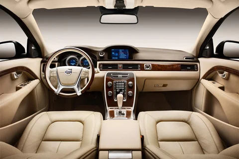 Volvo S80 D4 Kinetic 2013 view 9