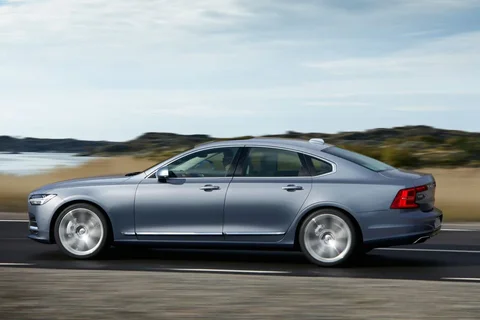 Volvo S90 D3 Kinetic 2016 view 2