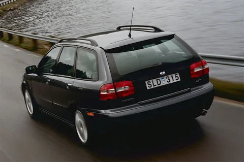 Volvo V40 1.6 Polar 2003 view 4