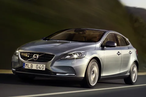 Volvo V40 D2 Kinetic 2015 view 7