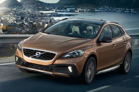 Volvo V40 Cross Country D2 2013 view 3