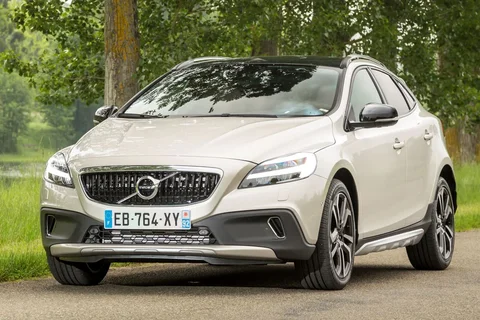 Volvo V40 Cross Country D3 Dynamic Edition 2018 view 7