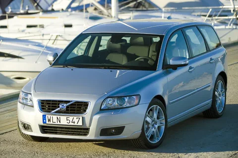 Volvo V50 2.4i Kinetic 2007 view 8
