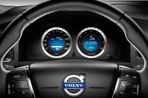 Volvo V60 D3 Summum 2010 view 7