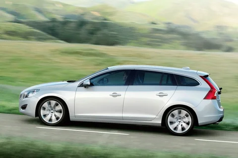 Volvo V60 D3 Summum 2010 view 12