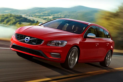 Volvo V60 D5 Polar+ 2017 view 3