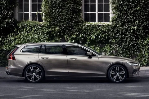 Volvo V60 B3 Business Pro 2020 view 3