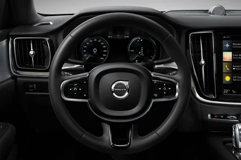 Volvo V60 Cross Country D4 AWD 2019 view 7