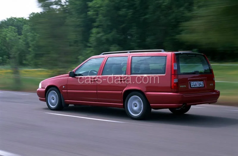 Volvo V70 TDI 2.5 1997 front view