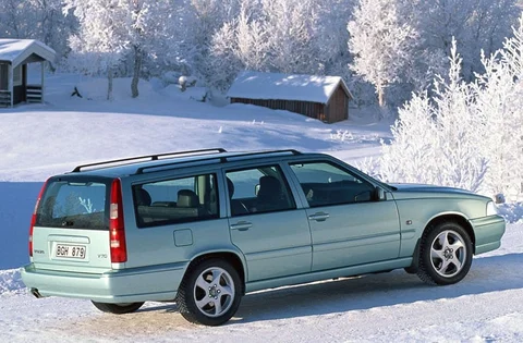 Volvo V70 TDI 2.5 1997 view 2
