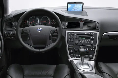 Volvo V70 D5 Summum 2005 view 8