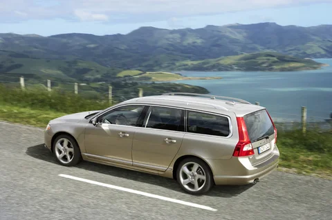 Volvo V70 2.4D Limited Edition 2009 view 8