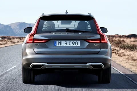 Volvo V90 Cross Country D5 AWD 2017 view 10