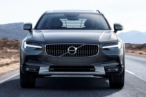 Volvo V90 Cross Country D5 AWD 2017 view 12