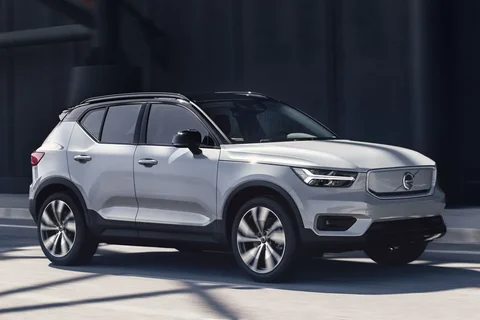 Volvo XC40 Recharge P8 AWD 2020 view 2