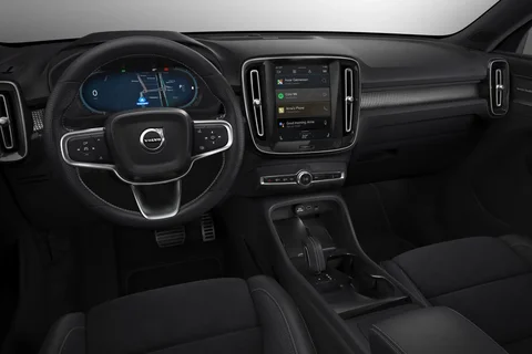 Volvo XC40 Recharge P8 AWD 2020 view 4